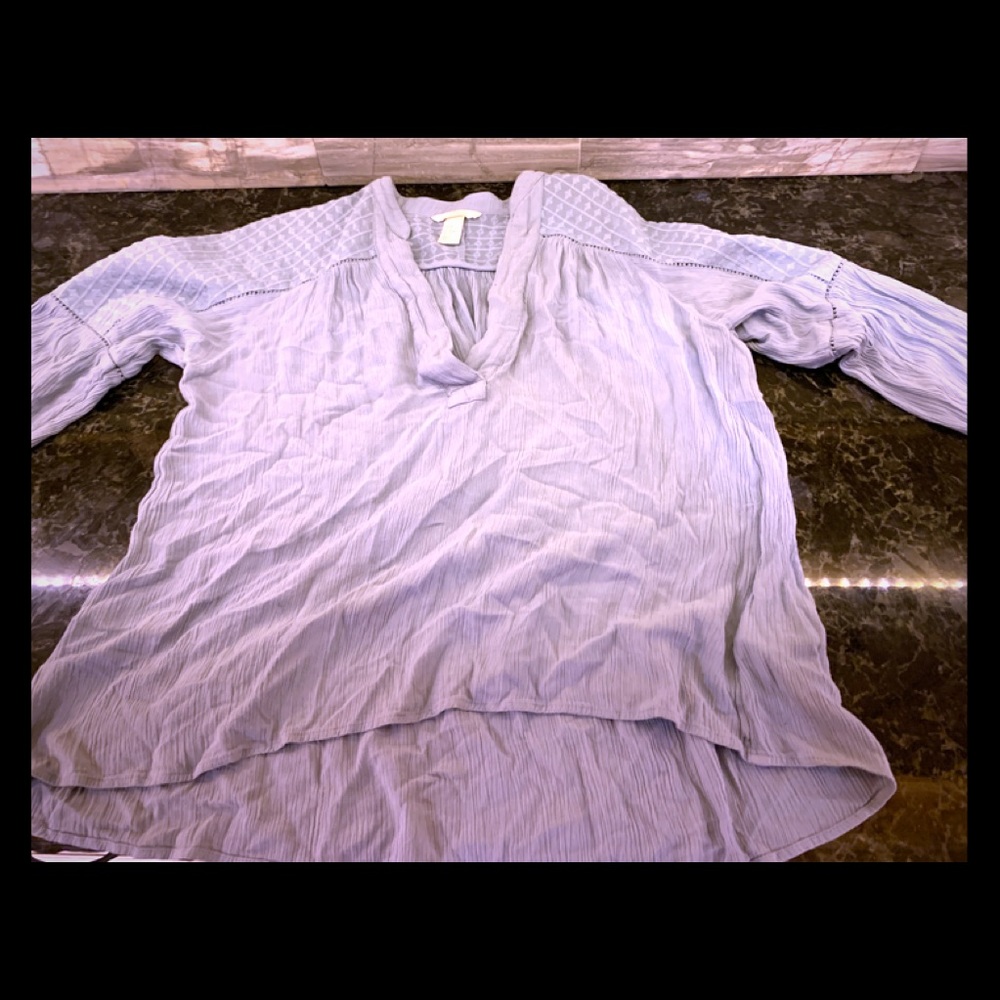 Bohemian style puff sleeve shirt